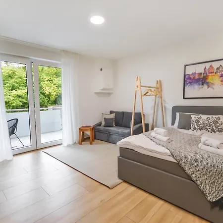 At Weinmeister - Life & Style *