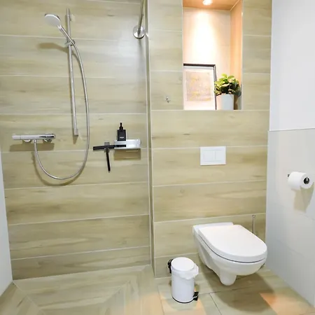 At Weinmeister - Life & Style